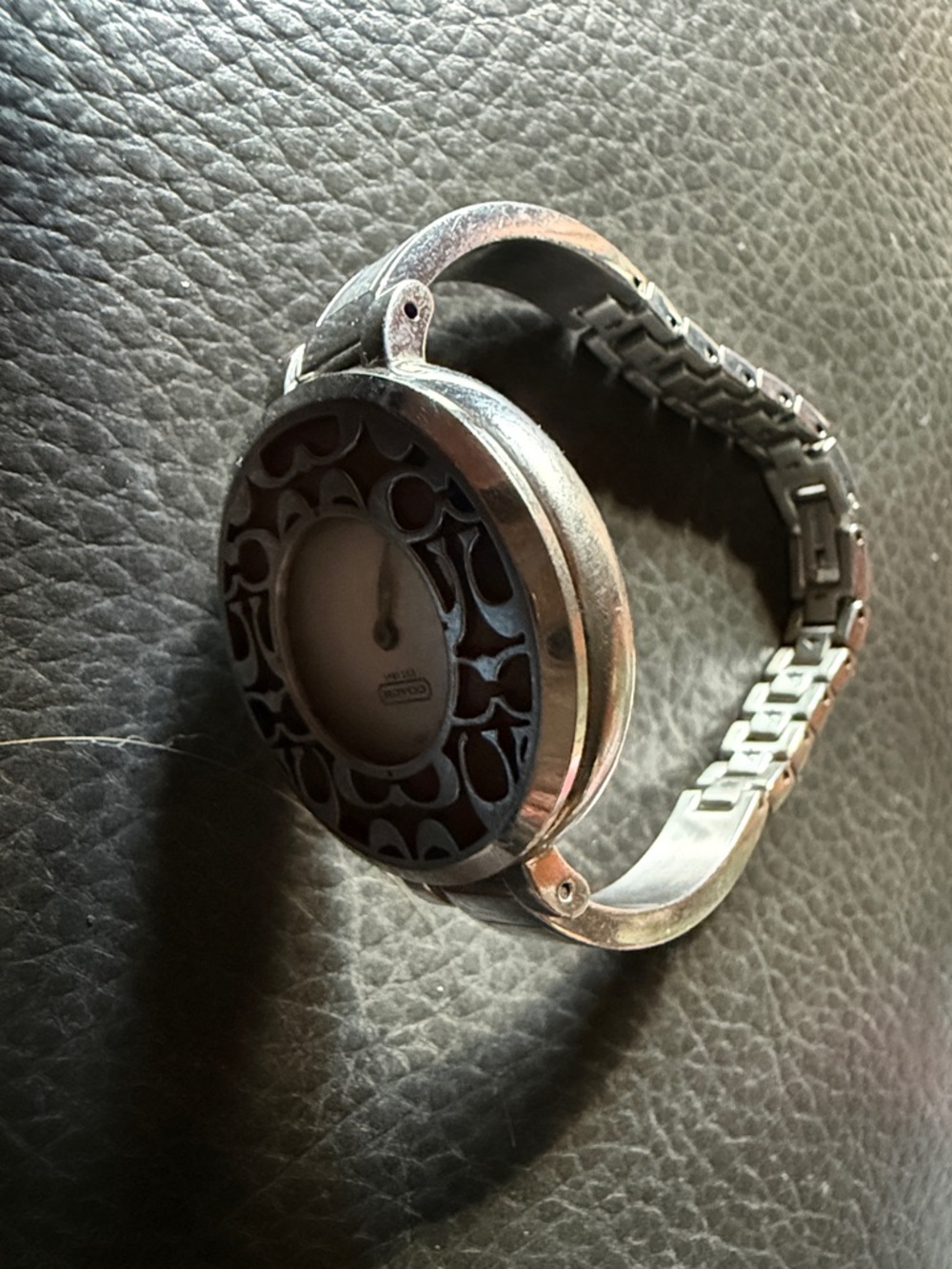 Vintage Coach Silver-Tone Openwork Bracelet Watch with Mother-of-Pearl Dial - Picture 3 of 3